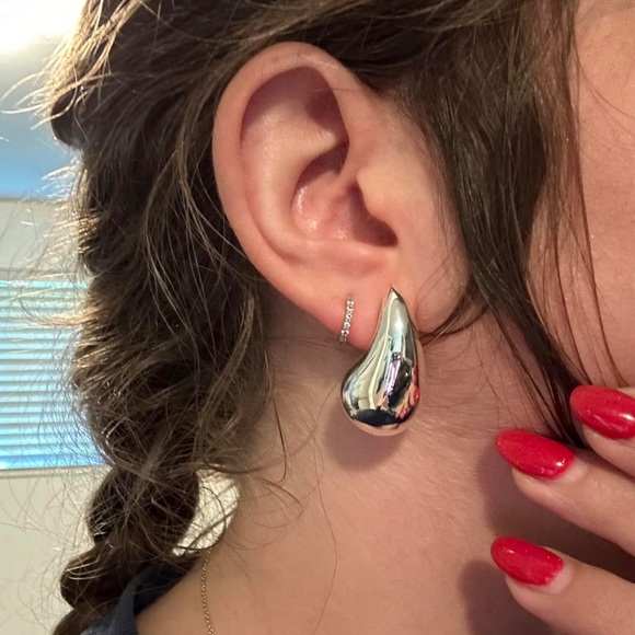 Trendy Raindrop Earrings - Picture 3 of 4